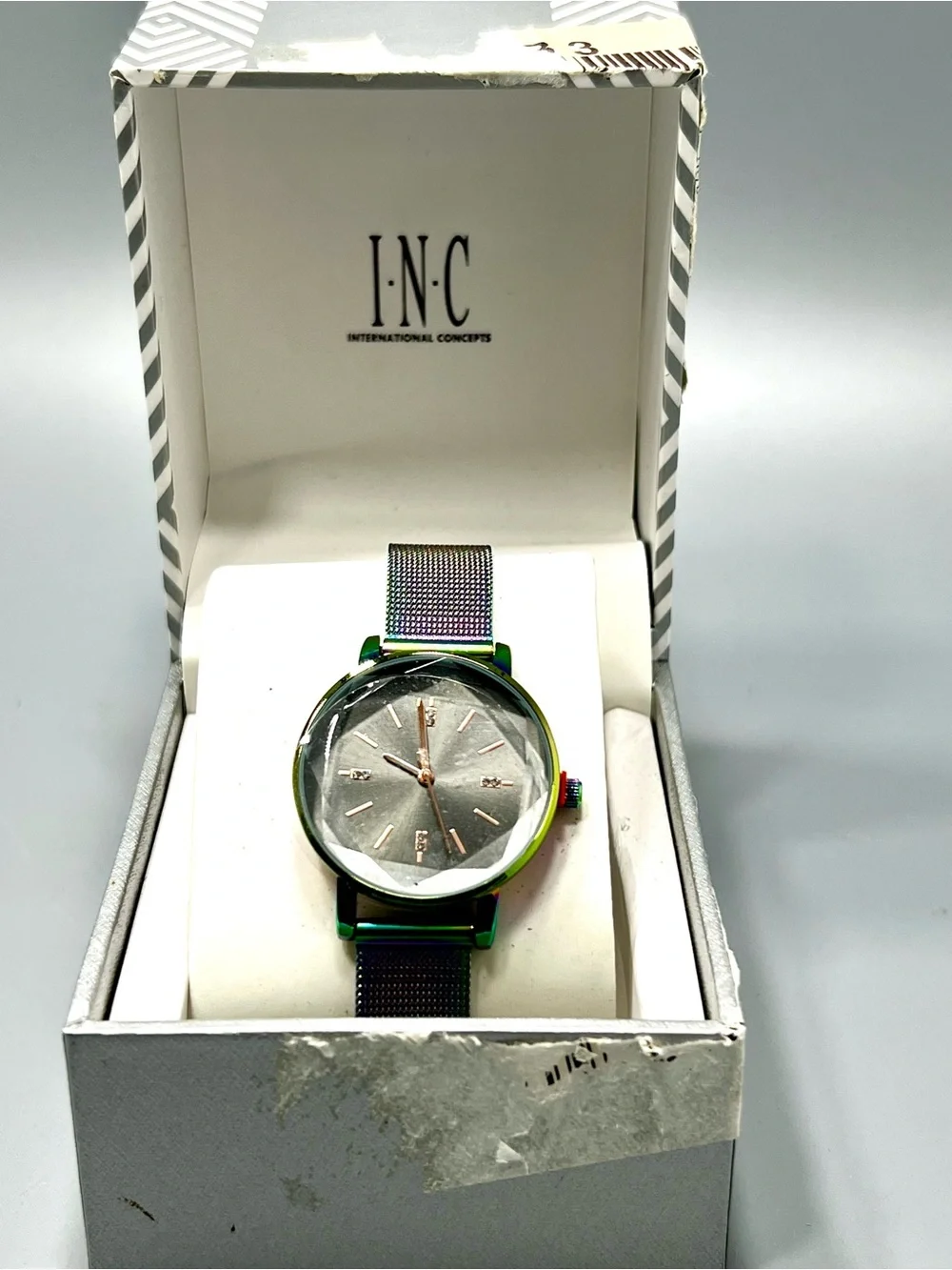 Iridescent Mesh Band Watch with Silver Gray Dial